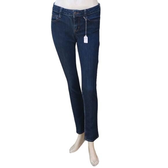 Arizona Jean Company Denim - 644236....Arizona Jean Company Size 5, W26" 29"Inseam 7"Rise